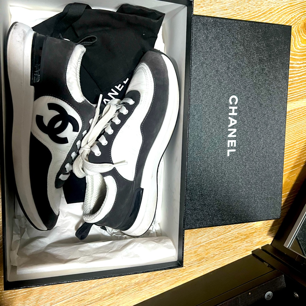 Chanel sneakers✨